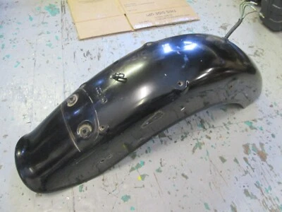 Guardabarros trasero Honda CMX250 REBEL 80100-KR3-680ZA 2001 (negro) Foto 1 de 4