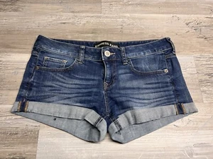 Pantalones cortos de mezclilla vintage Y2K Express para mujer con puños talla 2 lavado oscuro tiro bajo - Imagen 1 de 7