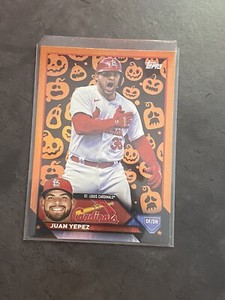 2023 Topps Update Juan Yepez Jack O'Lantern Black & Orange Parallel No. US207