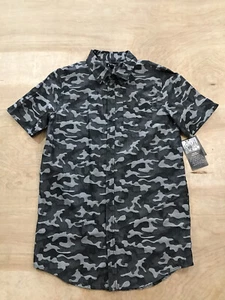 Boys ART CLASS Gray Camo Camouflage Short Sleeve Button Down Shirt L NWT - Picture 1 of 9