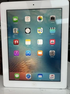 Apple iPad 3rd Generation A1416 16GB 9.7" Wi-Fi Tablet. Silver/white. - Picture 1 of 8