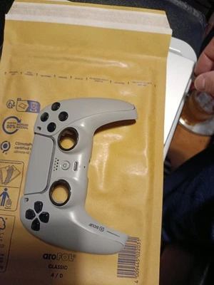 scuf reflex ps5 controller front panel + some extra parts - Image 1 of 2