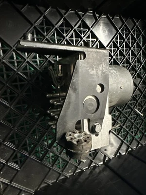 1999-2003 BMW E38 E39 525i 528i 530i 540i 740i M5 ABS Pump Control 6758971 - Image 1 of 4