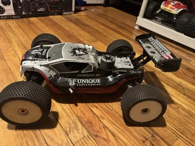 Kyosho 1/8 Truggy Race Spec  - Image 1 of 4