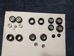 model car tires/whl&tire sets 1/24/5 - Picture 1 of 5