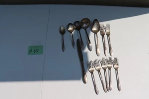 VTG 1932 IS Community Plate Oneida Lady Hamilton 13 Pieces Silverware - Picture 1 of 6