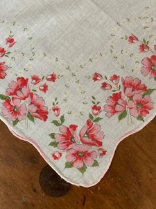 Vintage 1940's Pink Floral Blossom Print Hankie * Handkerchief - Picture 1 of 3