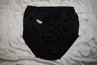 NUEVAS BRAGAS NEGRAS SOEN NYLON NUEVAS CON ETIQUETAS GRANDES  Foto 1 de 2