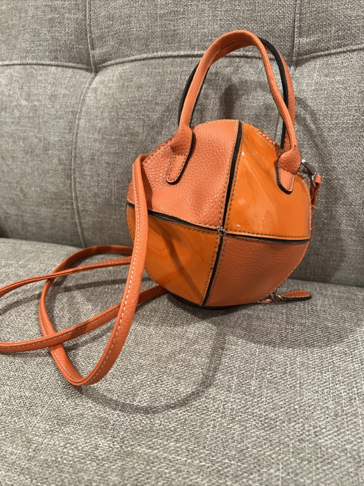 Mini Cartera de Baloncesto Sondra Roberts Color Naranja Bolso en Bloque Foto 1 de 4