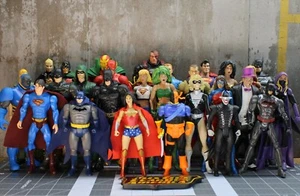 Free shipping- DC Universe and Batman Collection- 28 Classic Action Figures - Picture 1 of 24