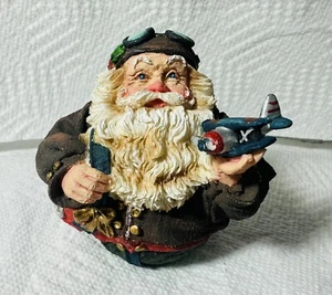 Pisapapeles Enesco Aviator Santa Pilot 1994 decoración navideña resina gordita raro - Imagen 1 de 7