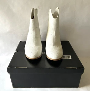 Torrid Embellished Western Bootie (WW) Bone White Woman Boot Size 9 NWB - Picture 1 of 24