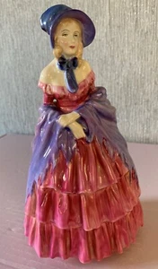 ROYAL DOULTON CHINA LADY DOLL A VICTORIAN LADY MODEL No HN 728 PERFECT VERY OLD - Picture 1 of 7