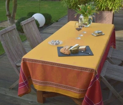Tablecloth Jacquard Cotton 160x250 CM Yellow Ornaments France Teflonschutz - Image 1 of 4