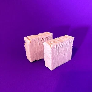 2 Stück Seife Aloe Vera handgefertigt/hausgemacht 4,5 Unzen Bar Größe 3"x3" - Bild 1 von 4