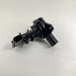 Mass Air Flow Sensor For Toyota Camry Highlander Lexus RX350 ES350 22204-75040 - Picture 1 of 7