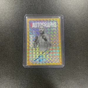 Topps Chrome UFC Donald Cerrone Geometric Gold Refractor Autograph 01/50 Buchstütze - Bild 1 von 3