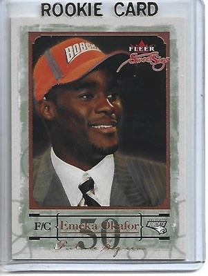 Tarjeta de novato Emeka Okafor 2004-05 Fleer Sweet Sigs #76-Bobcats (413/999) Foto 1 de 2