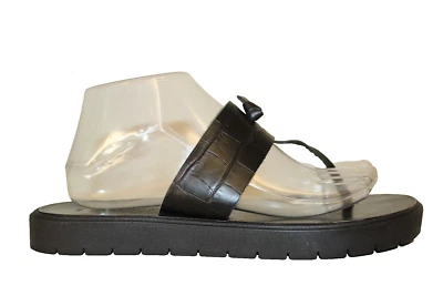 Sandalias Joie para mujer hechas en Italia talla 9,5 esterlina negras cocodrilo en relieve tanga de cuña Foto 1 de 4