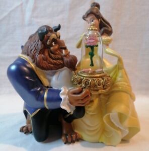 Disney Store - Beauty and The Beast Rose in Dome / Globe  Music Box Figurine