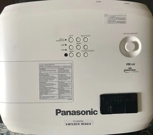 Panasonic Projector PT-VW535N. Please, read the details. - Picture 1 of 9
