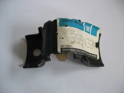 New NOS GM PONTIAC 1969-1979 Suspension Front Sway Bar BRACKET 3994334 Qty.1 - Image 1 of 2