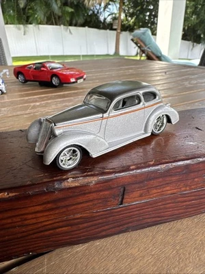 1935 Chevrolet Foose Show Hot Rod - Silver - Premium Real Rider Wheels 1/43 - Image 1 of 4