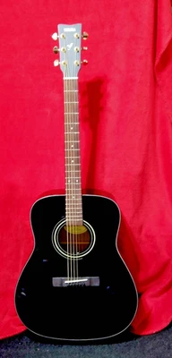 Yamaha F335 Spruce Rosewood Acoustic Six String Guitar Gloss Black & Gig Bag - Image 1 of 4