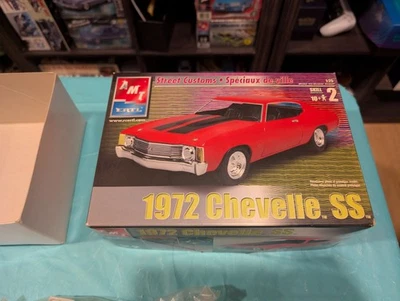 AMT 1972 Chevelle SS 1/25 SEALED INSIDE.  - Image 1 of 4