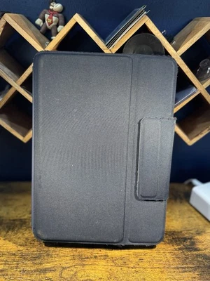 LOGITECH YU0073 RUGGED COMBO 3 IPAD KEYBOARD CASE BLUE FOR IPAD 7TH 8TH 9TH GEN - Image 1 of 4