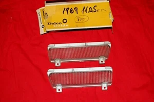 1967 Bonneville Grand Prix Cornering Light Lenses NOS - Picture 1 of 2