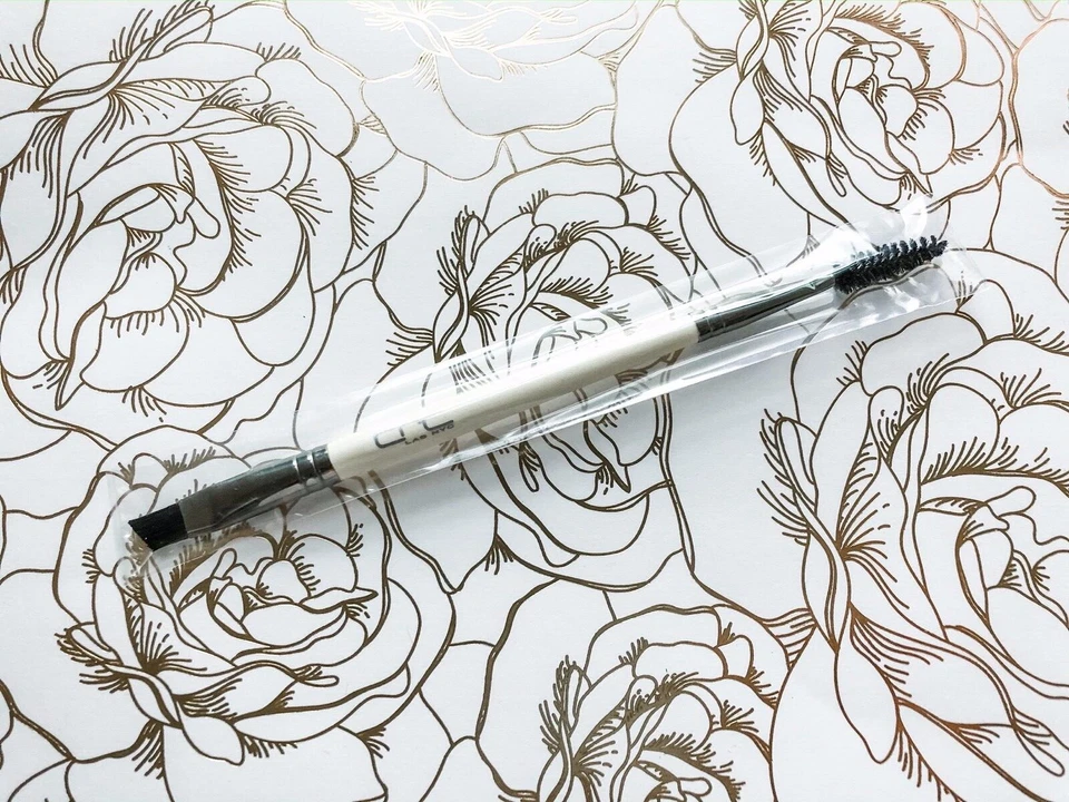 CRC Lab NYC Double Ended Brow Brush NEW Brow Brush and Spoolie  - Image 1 of 1