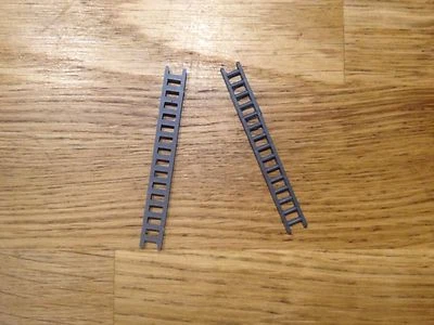 2 échelles pour camion de pompiers Schuco Varianto 3045 Ladder