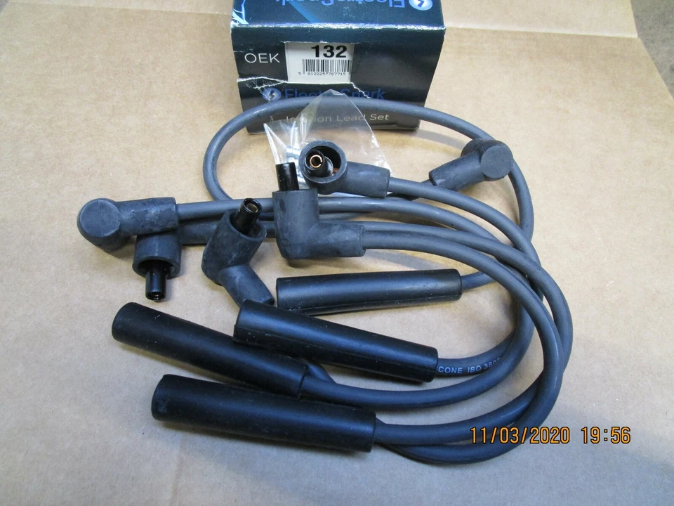 ELECTROSPARK OEK 132 SERVE PARA SKODA FAVORIT FELICIA CONJUNTO DE CABOS DE VELA DE IGNIÇÃO - Imagem 1 de 1