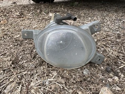 01-07 Volvo XC70 V70 Left Front Fog Light Assembly 9190904 - Image 1 of 3