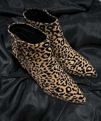 Botas con estampado de leopardo para mujer talla 8 Foto 1 de 4