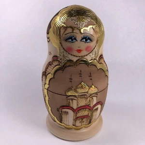 Set bambola russa vintage 5 pezzi nido con accenti dorati dipinta a mano - Foto 1 di 12