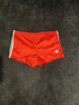 CAMISETA CORTA VINTAGE ADIDAS AÑOS 80 ROJA TALLA XL HECHA EN ALEMANIA OCCIDENTAL Foto 1 de 4