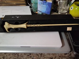 Varita Voldemort The Wizard World of Harry Potter Universal Studios - Imagen 1 de 3