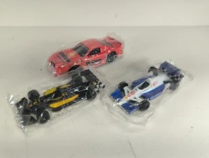 Lotto di 3 auto da corsa promozionali pressofuse Shell vintage sigillate - Foto 1 di 8