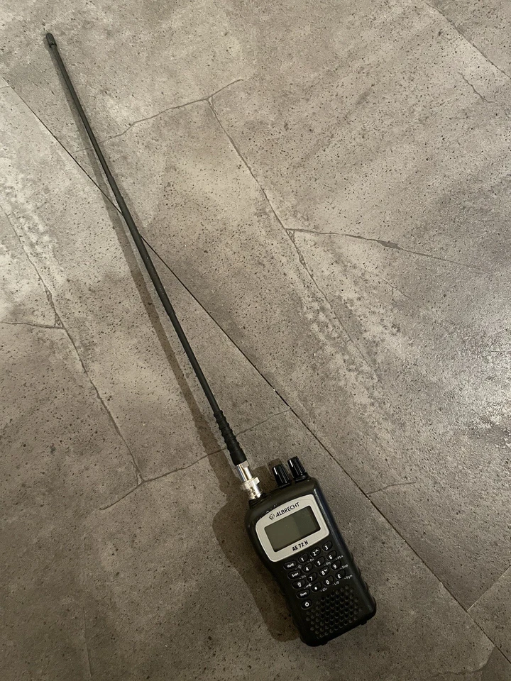 Funk-Scanner  Albrecjht AE72H mit Albrecht Maciscann Antenne  - Bild 1 von 1