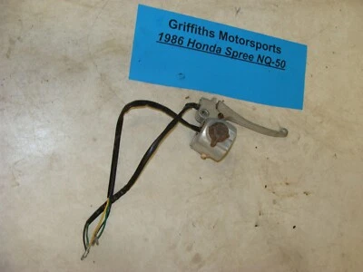 1986 HONDA SPREE NQ50 oem scooter handlebar right start starter switches brake - Image 1 of 4