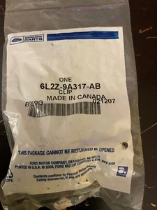 Ford 6L2Z-9A317-AB Clip - Picture 1 of 2