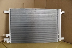 5Q0816411BH Air Con Condenser VW Golf MK6 MK7 Skoda Superb New Genuine - Picture 1 of 3
