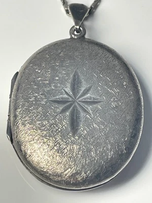 Vintage 1966 sterling silver locket pendant & 925 chain necklace 12.3g h'marked - Image 1 of 4