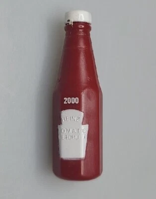 Vtg 2000 HEINZ Tomato Ketchup Miniature Condiment Bottle Pin - Image 1 of 4