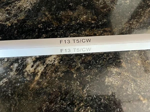 F13T5 CW Fluorescent Tube 21" Inches 13W Watt Mini Bi 2-Pin Cool White - Picture 1 of 2