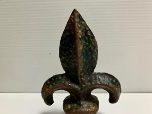 Vintage Antique Iron Fence Post Finial | Fleur De Lis Ornate 4 1/2" high - Picture 1 of 4