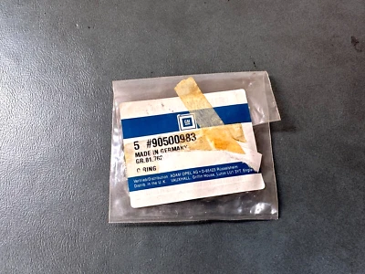 Sello de ventilación del cárter GM OEM NOS 90500983 5 1997-2001 Cadillac Catera 3,0 L Foto 1 de 2