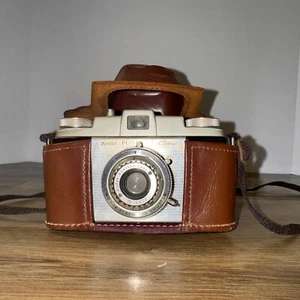 KODAK PONY 135 MODEL C CAMERA WITH CASE AND STRAP - Picture 1 of 5